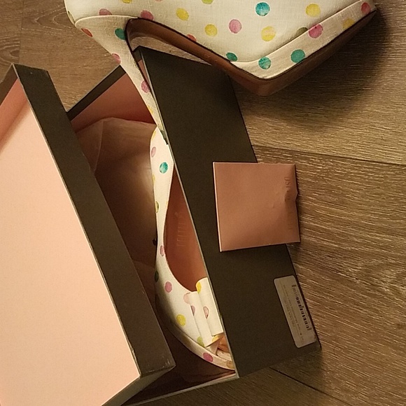 Linen Off White Peep Toe Muticolor Palter DeLISO Pump - Picture 6 of 6